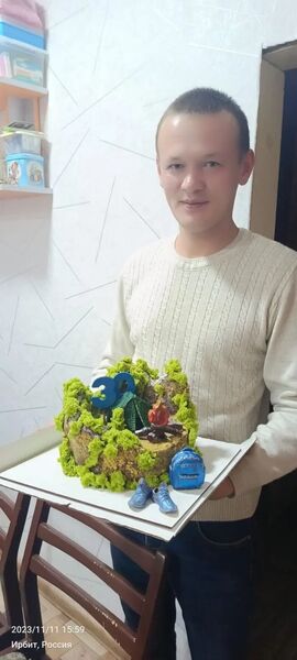  ,   Georgy, 31 ,   ,   
