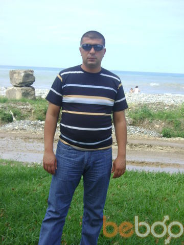  ,   Rashad, 44 ,   ,   , c 