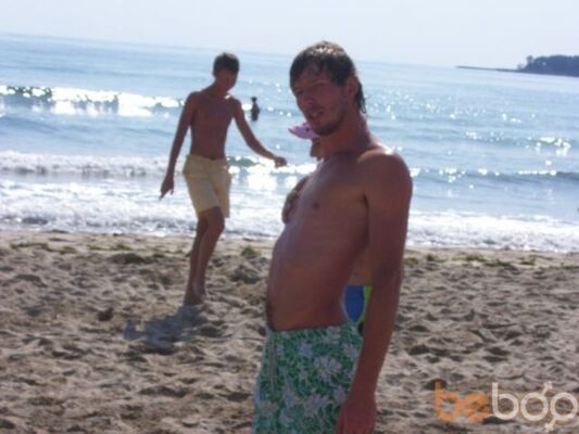  ,   Maxim, 39 ,   