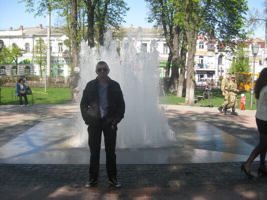  ,   Nicolas, 56 ,     , c 