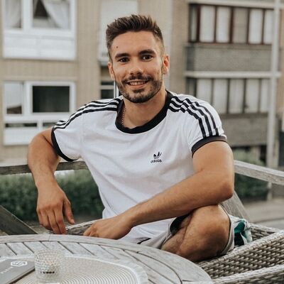  Duisburg,   , 29 ,   ,   , c 