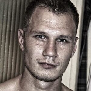  ,   Sergej, 35 ,   