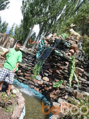 ,   Bektur, 33 ,     , c 