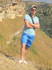  8357808  Pavel, 36 ,    