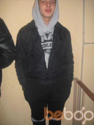  3295838  Artem, 31 ,    