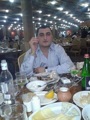  ,   Grgor, 43 ,   