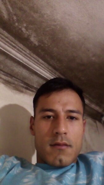  ,   Bahtyyar, 32 ,  