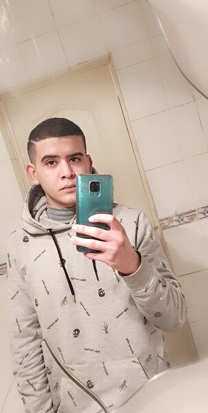  ,   Guassan, 29 ,   ,   