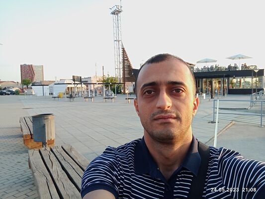  ,   Anar, 35 ,   ,   