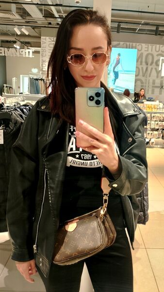  ,   Nelli, 40 ,     , c , 