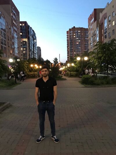  ,   Gevorg, 25 ,   ,   