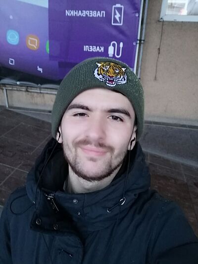  ,   Artur, 29 ,   ,   , c 