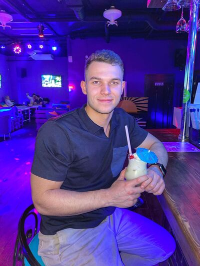  ,   Nikita, 25 ,   ,   