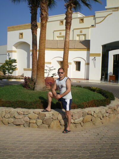  ,   Andrej, 52 ,     , c 