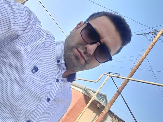  ,   Camal, 33 ,   ,   , c , 