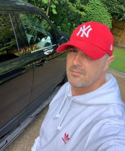  ,   Oscar Whales, 51 ,     , c 