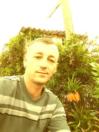  ,   Eugen, 43 ,   