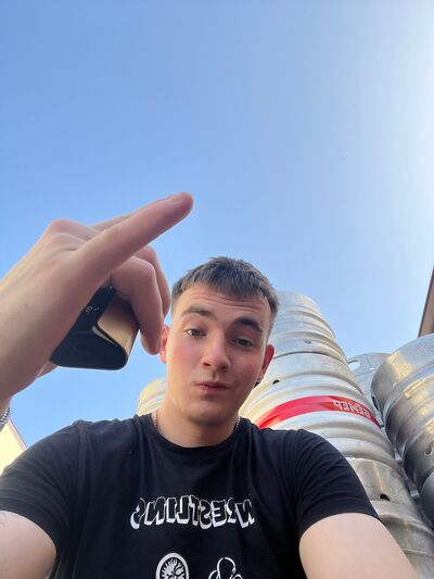  ,   Nikita, 19 ,   ,   