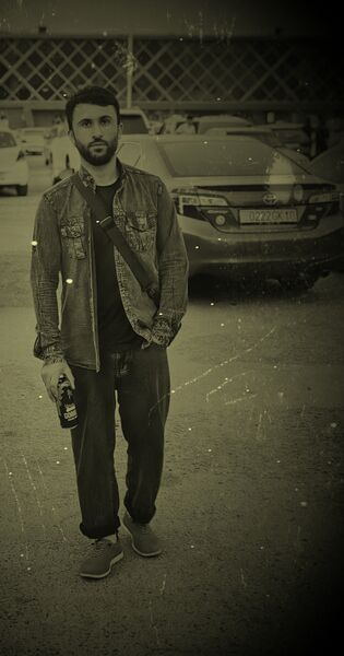  ,   Ali, 25 ,   ,   