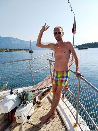  ,   Tim, 54 ,     