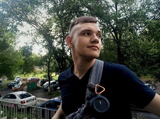  ,   Alex, 25 ,   