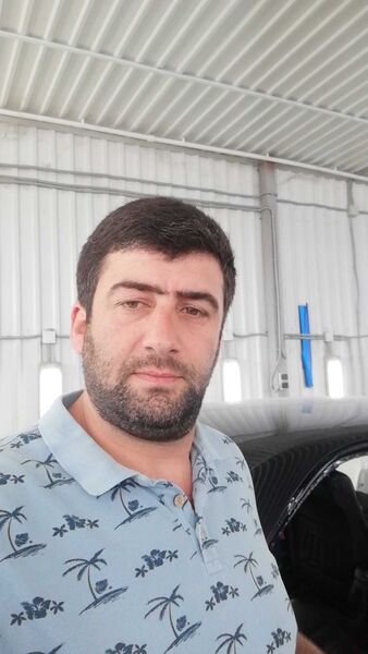  ,   Artur, 39 ,   ,   , c 