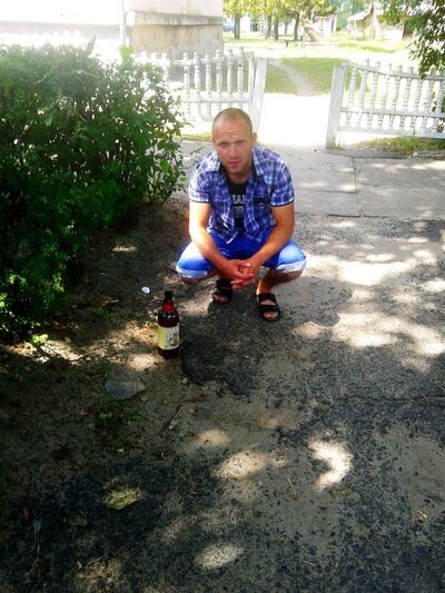  ,   Serghei, 33 ,   