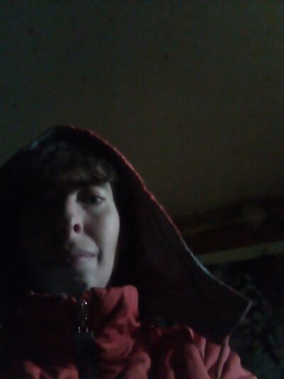  ,   Elena, 38 ,   c 