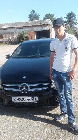  10662078  Bakhtovar, 29 ,    