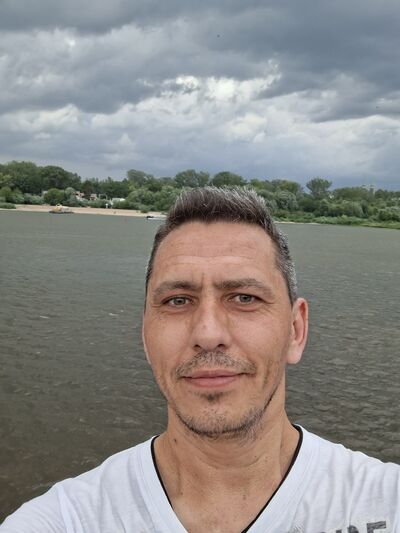  Bielany Wroclawskie,   Maximsabotic, 36 ,   ,   , c , 