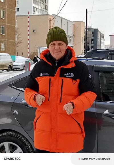  ,   Viktor, 64 ,   