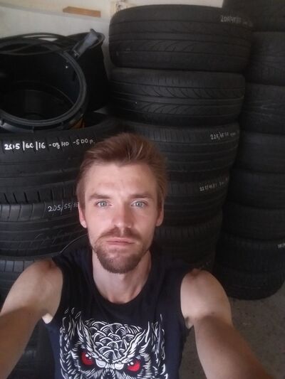  --,   , 37 ,  