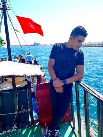  ,   Aman, 24 ,   ,   , c , 