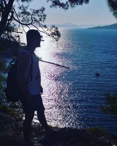  ,   Taner, 40 ,   ,   , c , 