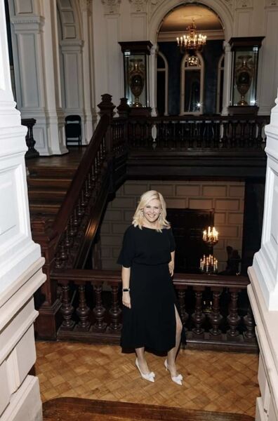  ,   Anna, 46 ,   ,   