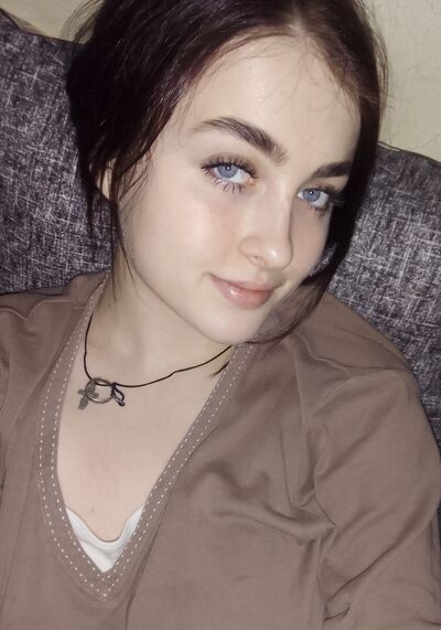  ,   Bogdana, 21 ,   ,   