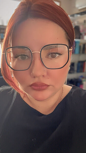  ,   Anastasia, 40 ,   ,   