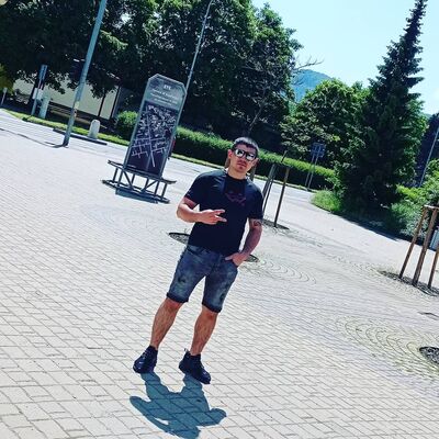  Novy Jicin,   Mykola, 29 ,   , 