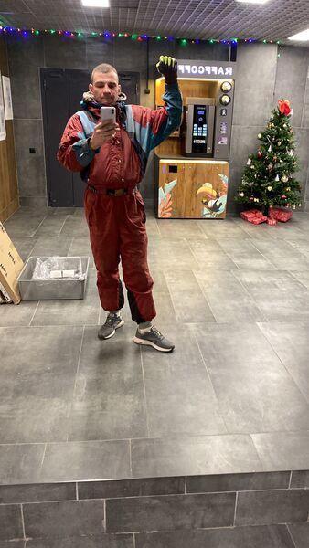  --,   , 37 ,   ,   