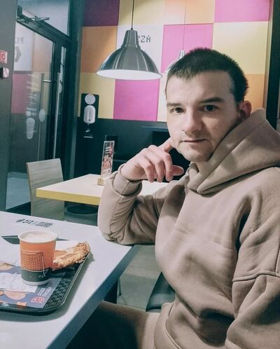  ,   Yury, 38 ,   ,   , c , 