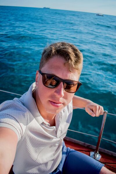  ,   Anton, 30 ,   ,   