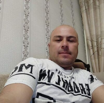  ,   Kamol, 38 ,  
