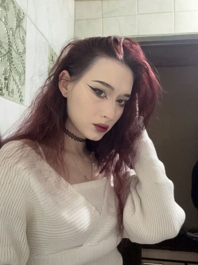  ,   Lina, 19 ,     , c 