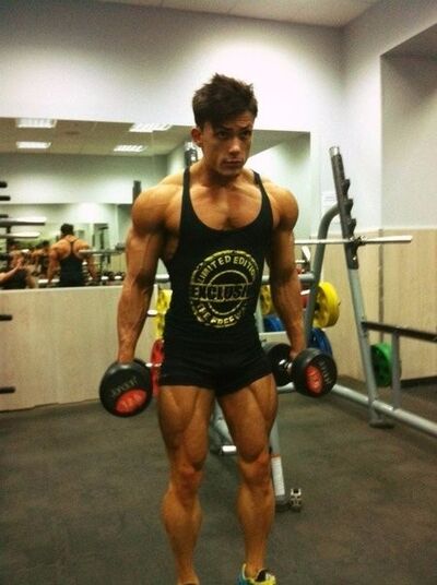  ,   Ruslan, 37 ,   ,   , c 