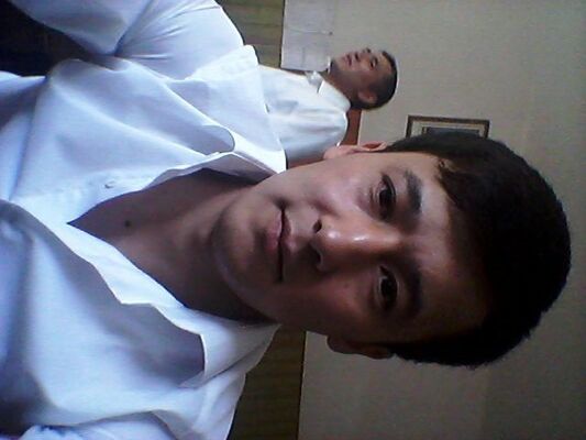  Our,   Khamid, 33 ,   ,   , c 