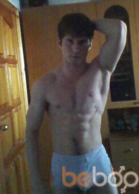  ,   Leo, 35 ,   