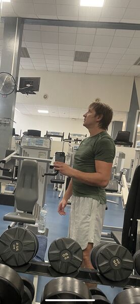  ,   Don Evgenio, 39 ,   , 