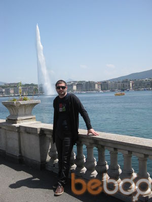  1727818  Gaga, 35 ,    Geneve