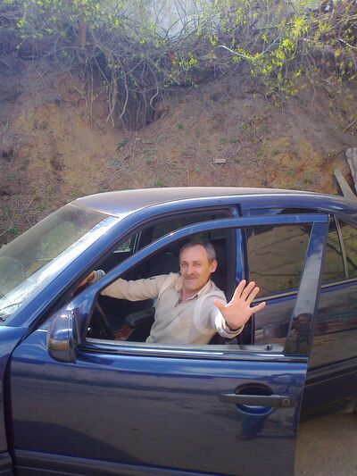  ,   Sergey, 60 ,  