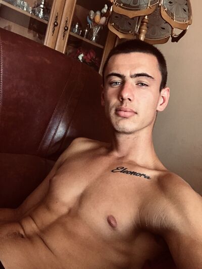  ,   Ivo, 25 ,   ,   , c 